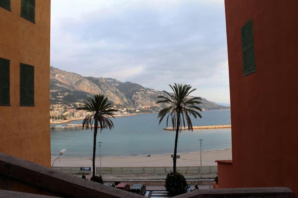 Appartement Menton Au Coeur De La Vieille Ville Esterno foto