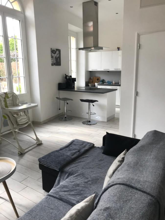 Appartement Menton Au Coeur De La Vieille Ville Esterno foto